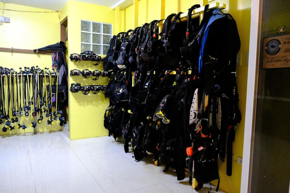 Baywatch Dive Resort 팡라오 외부 사진